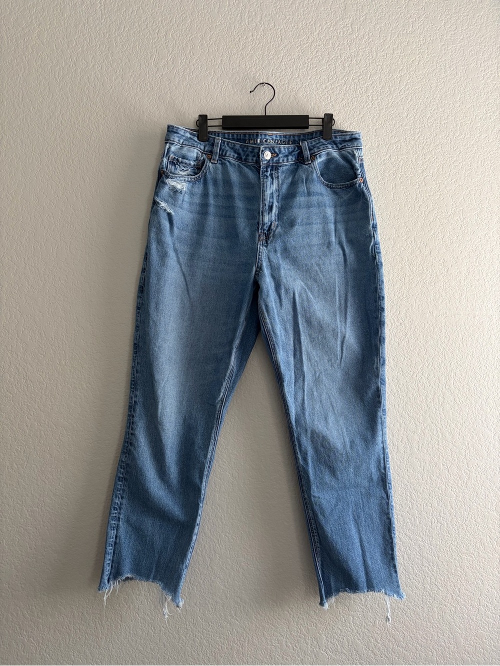 American Eagle Outfitters High-Rise Light Blue Straight Jeans